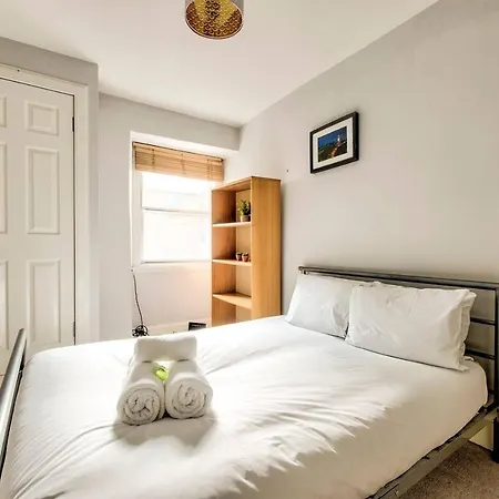 Altido Perfect Location! - Charming Rose St Apart For 4 דירה אדינבורו