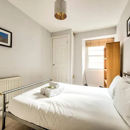 דירה Altido Perfect Location! - Charming Rose St Apart For 4