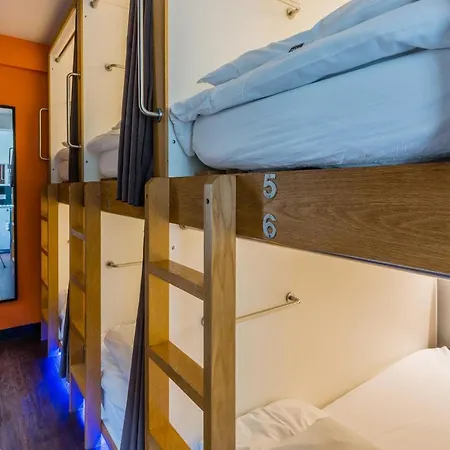 Code - The Loft, Hostel Edinburgh