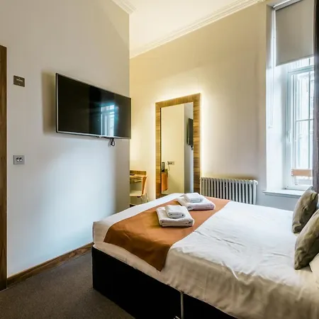 Hotel The Place