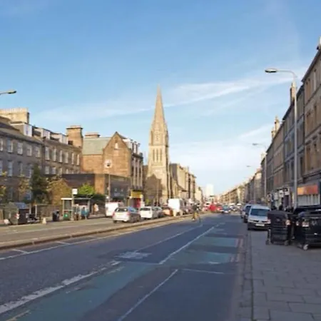 Lovely 1 Bed Flat In The Heart Of Edinburgh