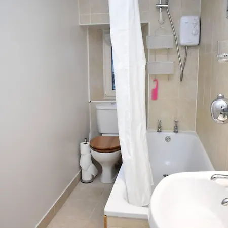 Quirky 1br 20 Mins To Centre With Excellent Views شقة إدنبرة