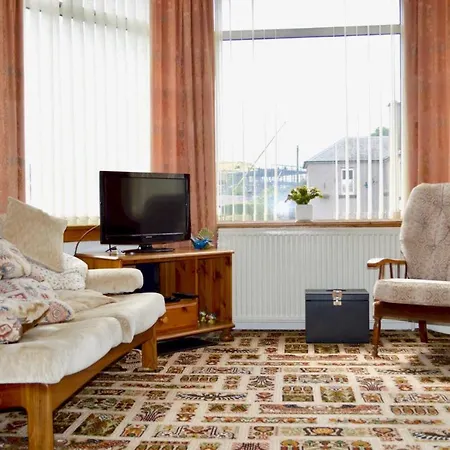 Homely 2 Bed With Arthur Seat Views Apartment *