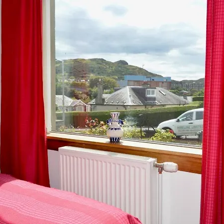 Homely 2 Bed With Arthur Seat Views Apartment