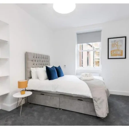 Private Entrance Studio For 2 Near Castle Appartement *