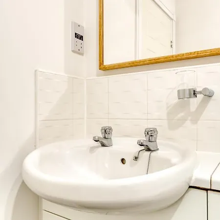 Διαμέρισμα Modern, Bright In Appin Place Εδιμβούργο