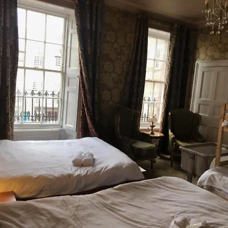 Apartment Charming Victorian Old Town Edinburgh