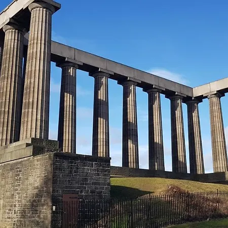 Amazing - Holyrood Road Edinburgh