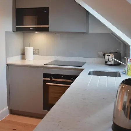 My Thistle Apartment *