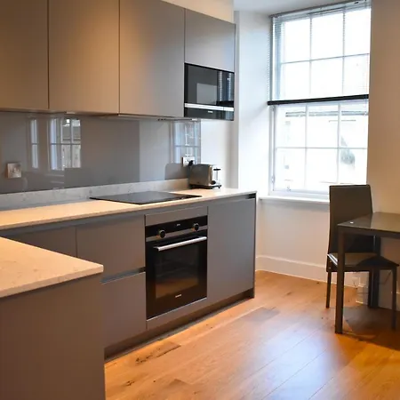 My Thistle Apartment *