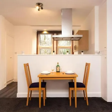 Broughton - Alluring One Bedroom Flat, Excellent Location, *