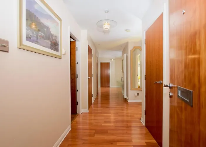 Britannia Penthouse Apartmán *