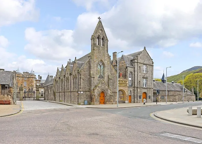 Apartamento Joivy Contemporary Royal Mile With Balcony
