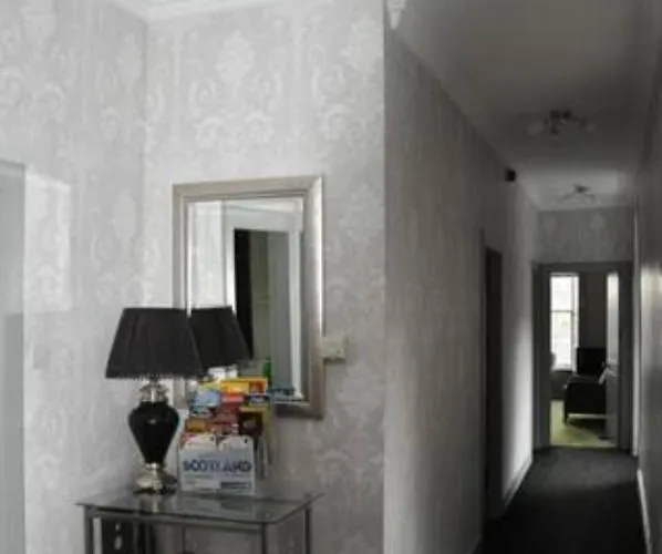 Tron Kirk * Edinburgh