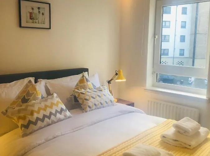 2 Bath Free Parking شقة إدنبرة