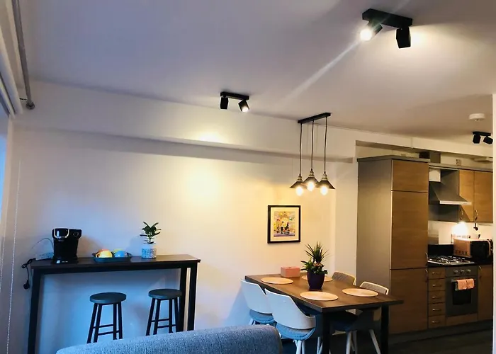 2 Bath Free Parking شقة إدنبرة