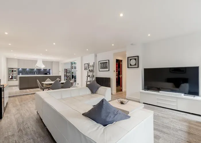Semesterbostad Luxury Architect Designed 13 Mins To Royal Mile Edinburg