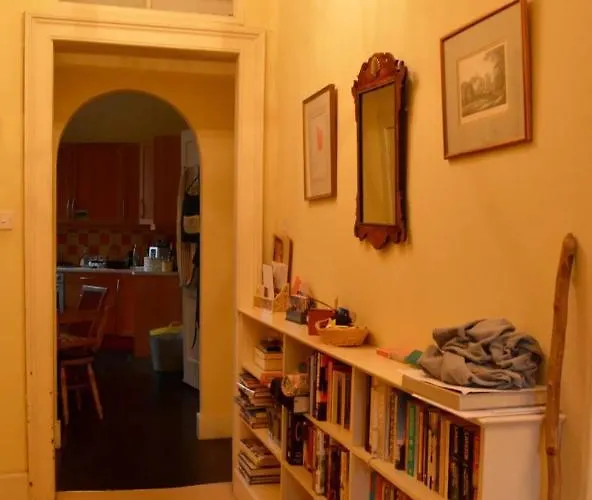 Large Central New Town Flat Daire Edinburgh