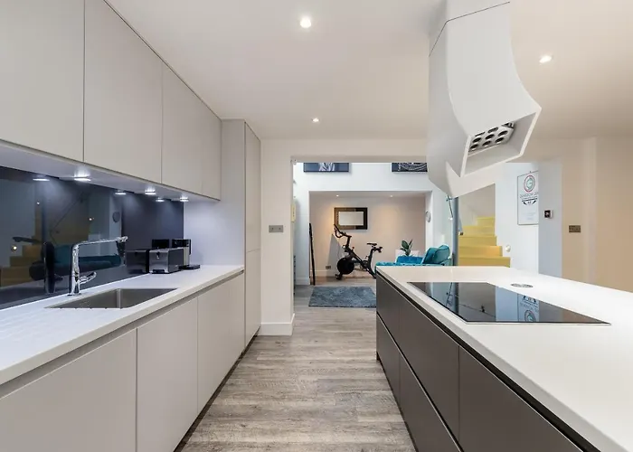 Luxury Architect Designed 13 Mins To Royal Mile Semesterbostad