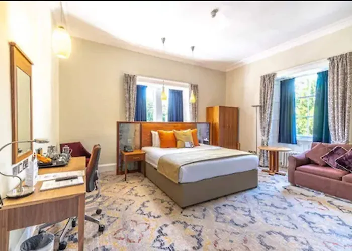 מלון The Scholar