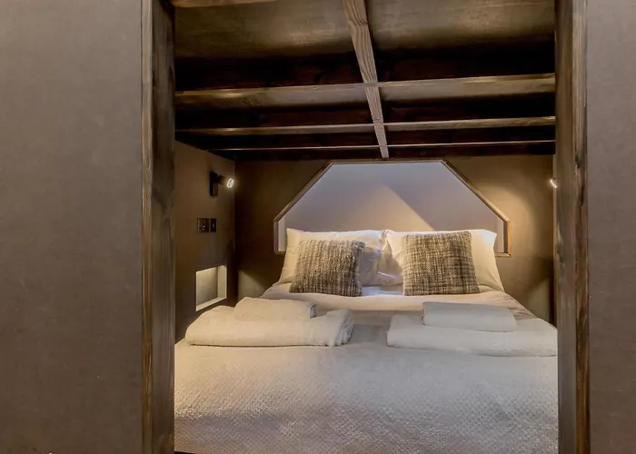 Appartement Bohemian Luxury In The Heart Edinburghs Leith District *