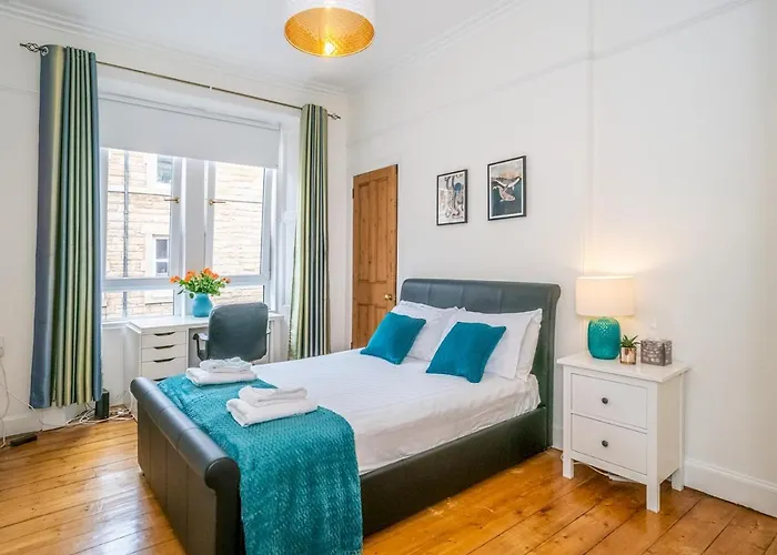 Superb 1 Bed Flat In Traditional Victorian Building - Pass The Keys شقة *