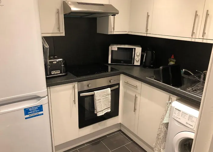 One Bedroom Flat On Ground Floor Lägenhet