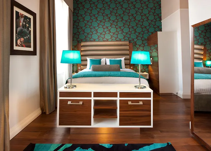 Indigo By Ihg Hotell