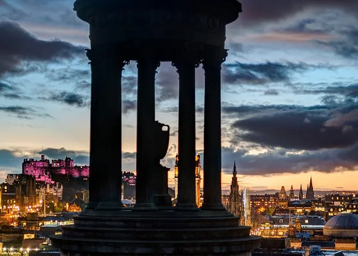 Travelodge Waterloo Place