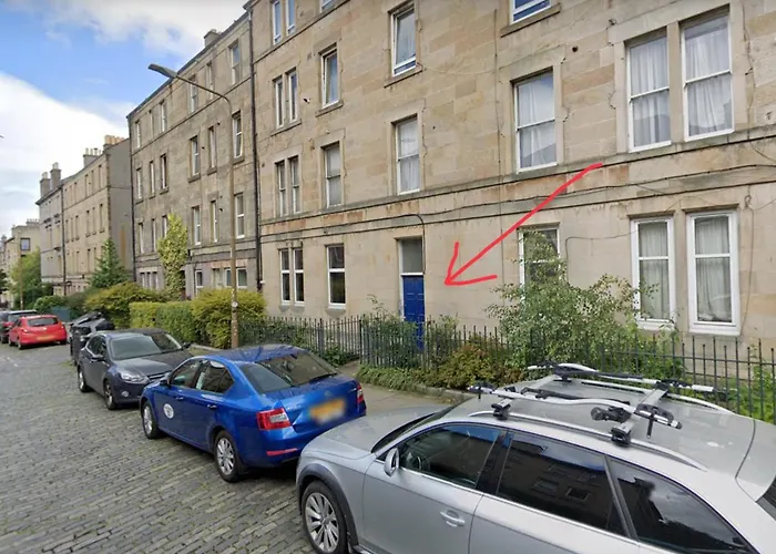 One Bedroom Flat On Ground Floor