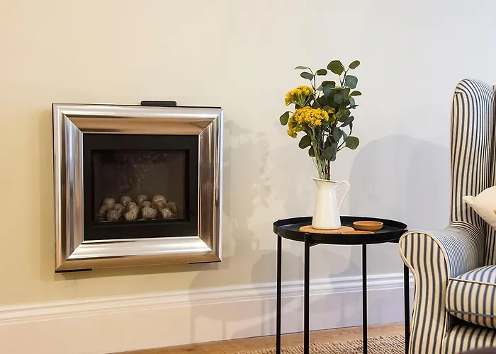 Super Castle Basement Daire