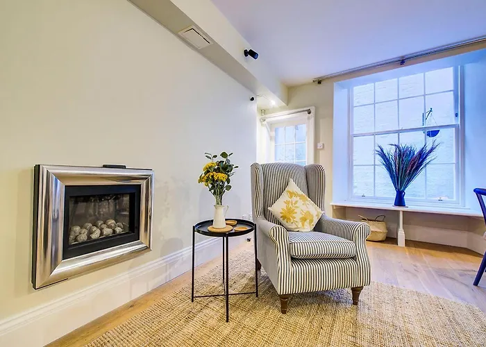 Super Castle Basement Daire