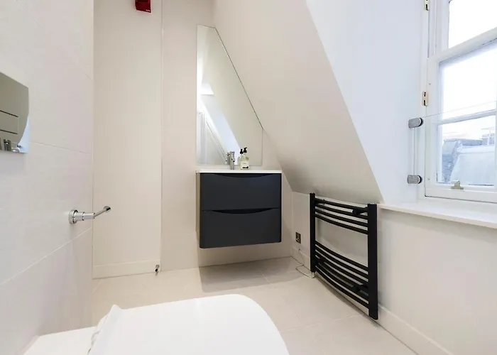 Appartement Joivy Tasteful On Rose South Edinburgh