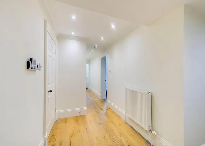 Super Castle Basement Daire