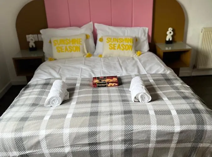 Hutchison * אדינבורו