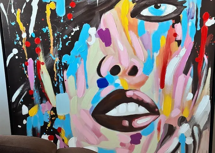 Apartment Modern Flat With Views By The Royal Mile Edinburgh