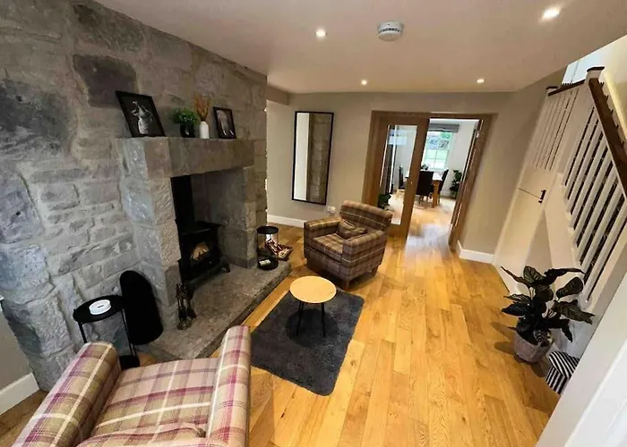 The Gate House - 3 Bed & Parking