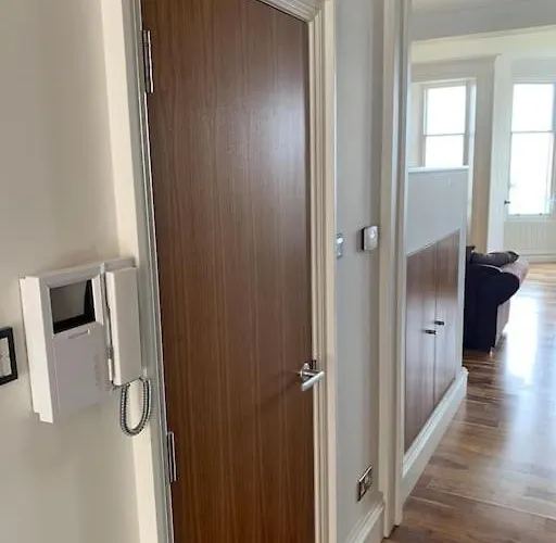 Apartment Modern Flat With Views By The Royal Mile Edinburgh