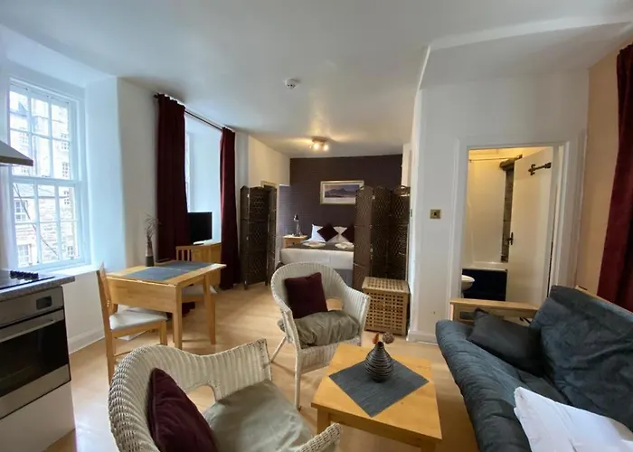 Royal Mile By The Castle Hotel apartamentowy 5*