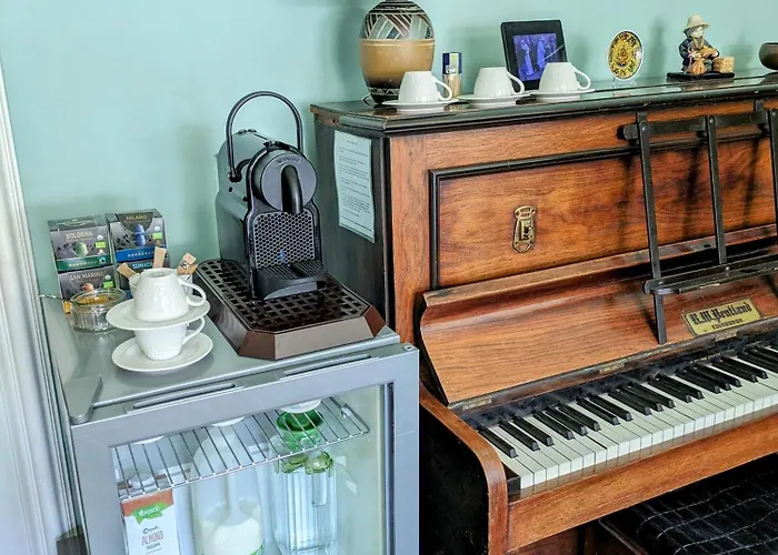 麦克雷的住宿加早餐酒店 住宿加早餐酒店 爱丁堡