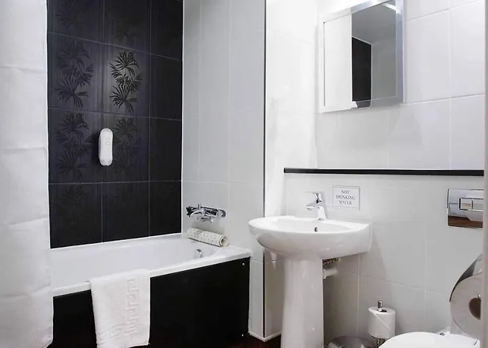 Hotel The White Lady Wetherspoon 3*
