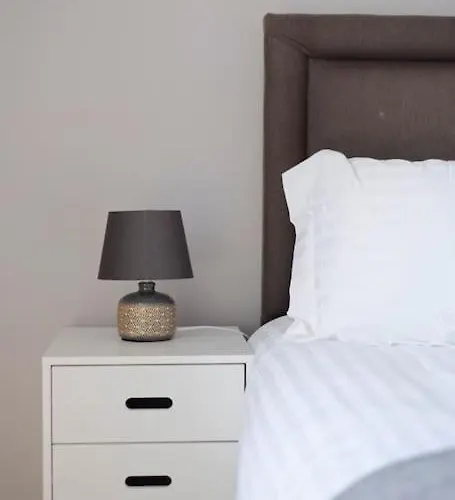 شقة Cosy And Chic, Quiet In Leith *