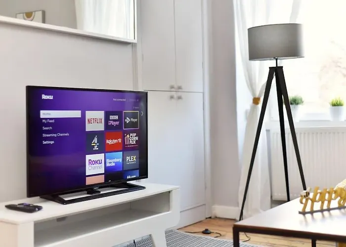 Cosy And Chic, Quiet In Leith *