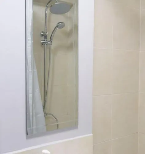 Cosy And Chic, Quiet In Leith شقة