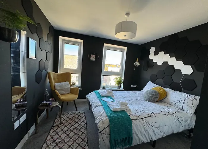 Private Cozy & Stylish In A Shared Flat In * إدنبرة