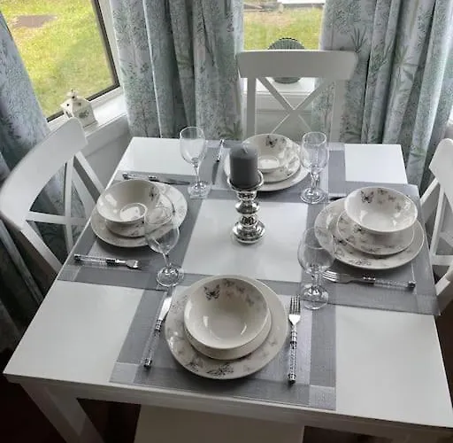 Daire 2 Bedrooms In Near Center *