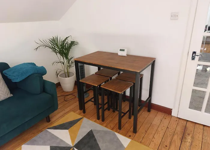 Semesterbostad Bright - - Sleeps 10