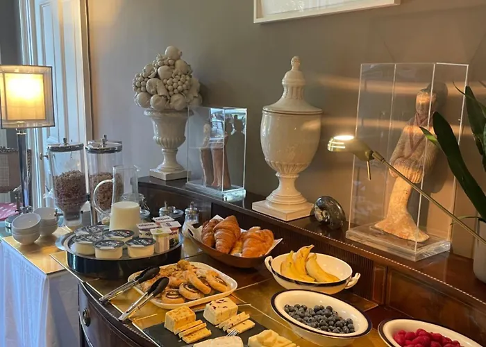 Six Brunton Place 爱丁堡