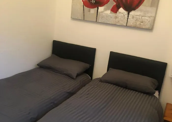 Morrison Street Apartment