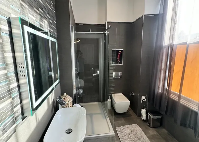 Luxury Family With Private Bathroom In The Heart Of * Edinburgh